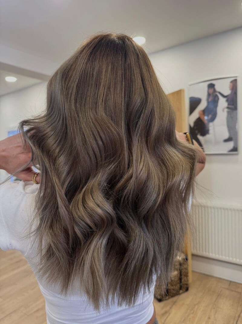 Soft Waves hairstyle by Tilly Louise Hair